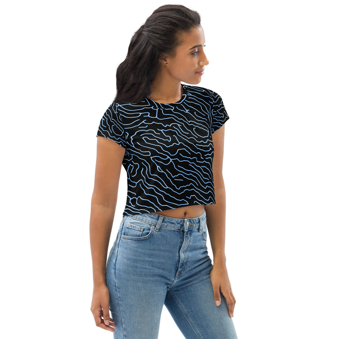 Crop tee featuring stylish abstract lines design in black and blue colors.