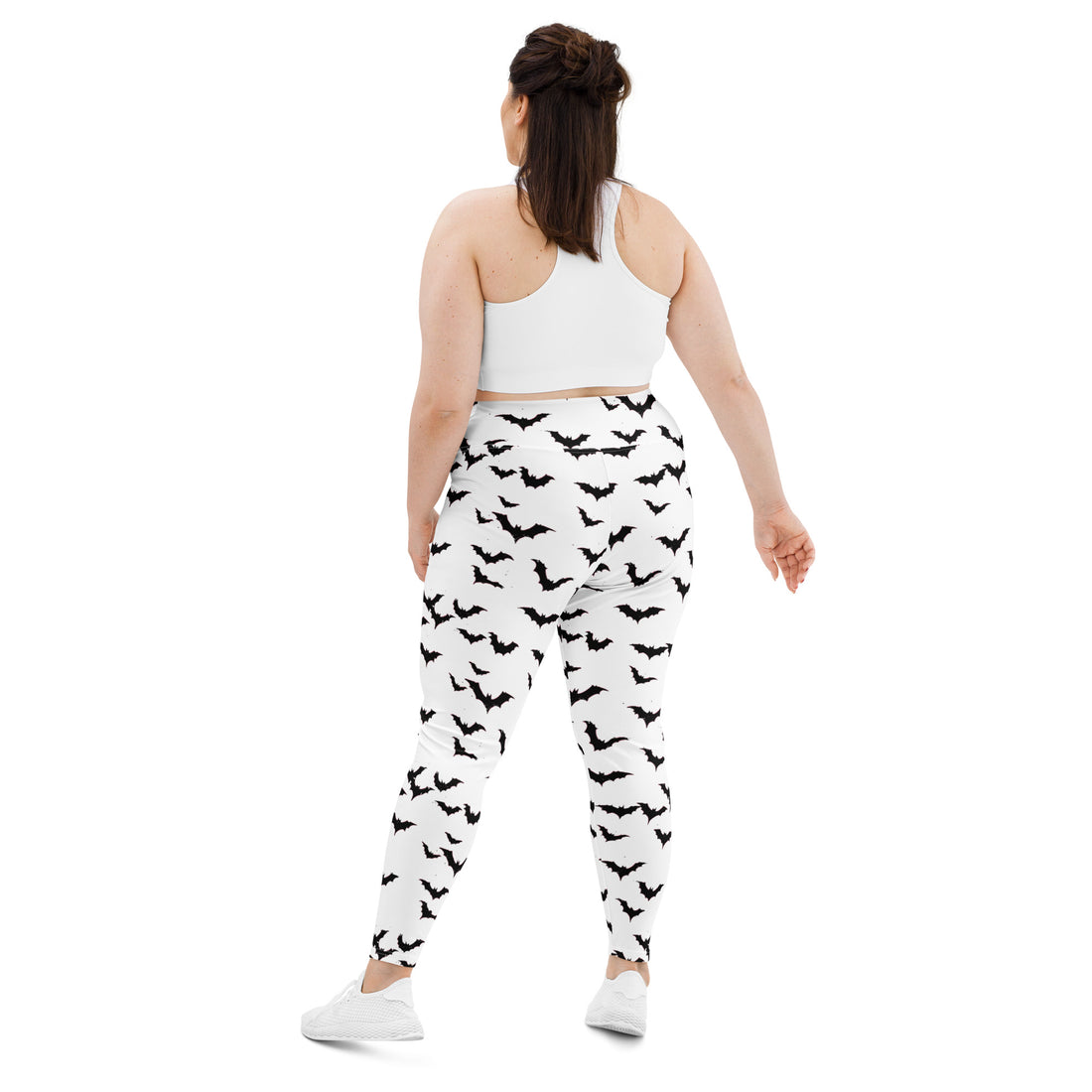 Plus size leggings with a Halloween bat print, elegant and stylish.