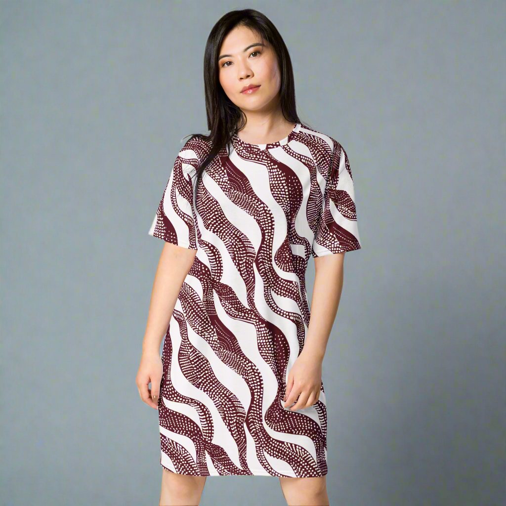 Fluid Wave Pattern T-Shirt Dress in burgundy and cream with oversized fit