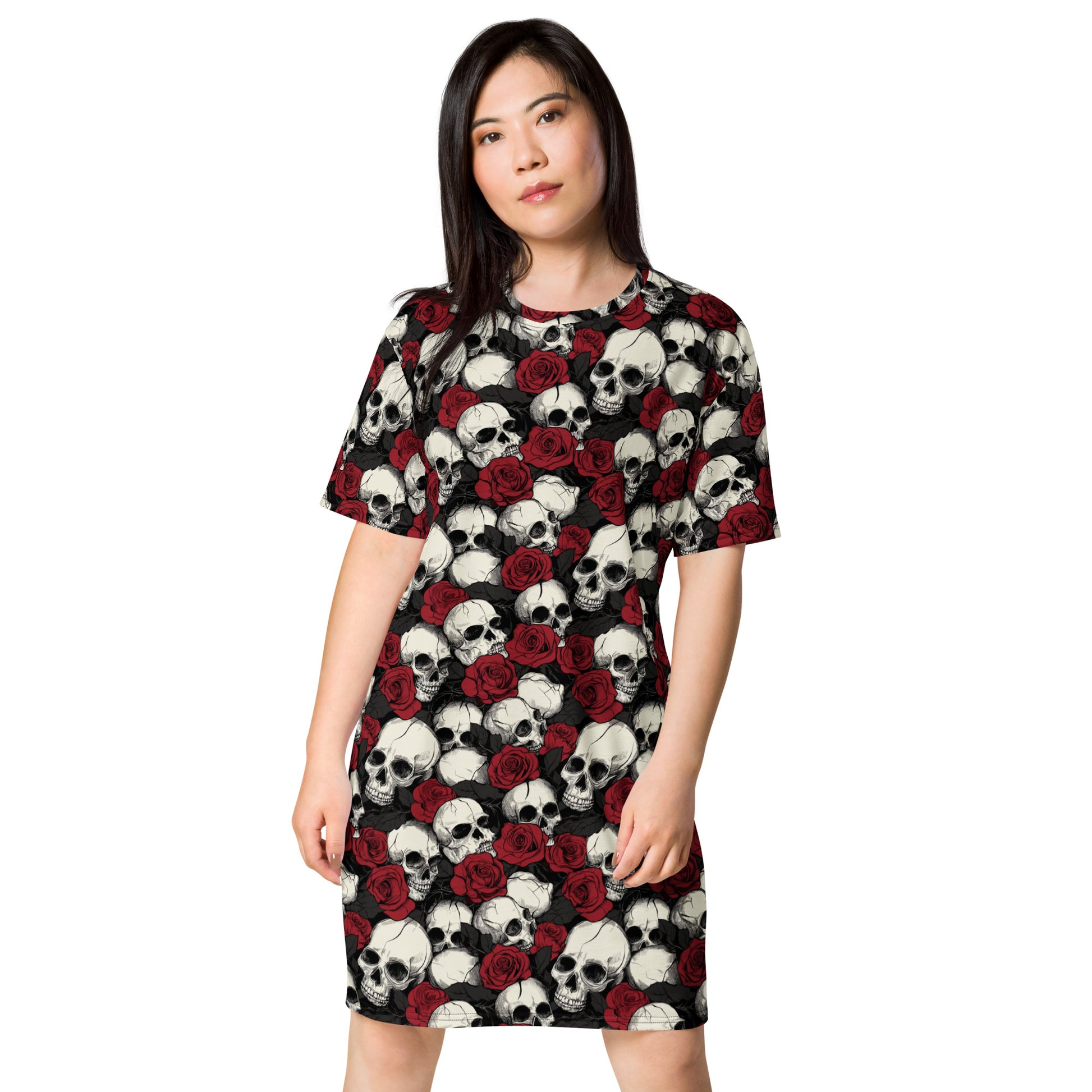 Skull and roses printed t-shirt dress, oversize fit for comfort and style.