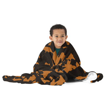 Cozy Camouflage Throw Blanket – Winter Warmth